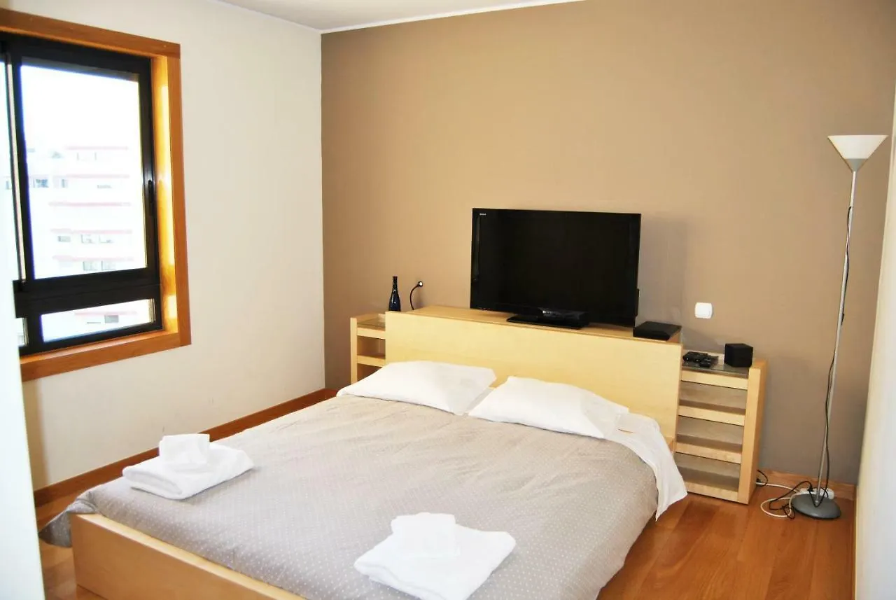 Parque Nacoes Prime Apartments 16 - 3 Quartos Lisbon
