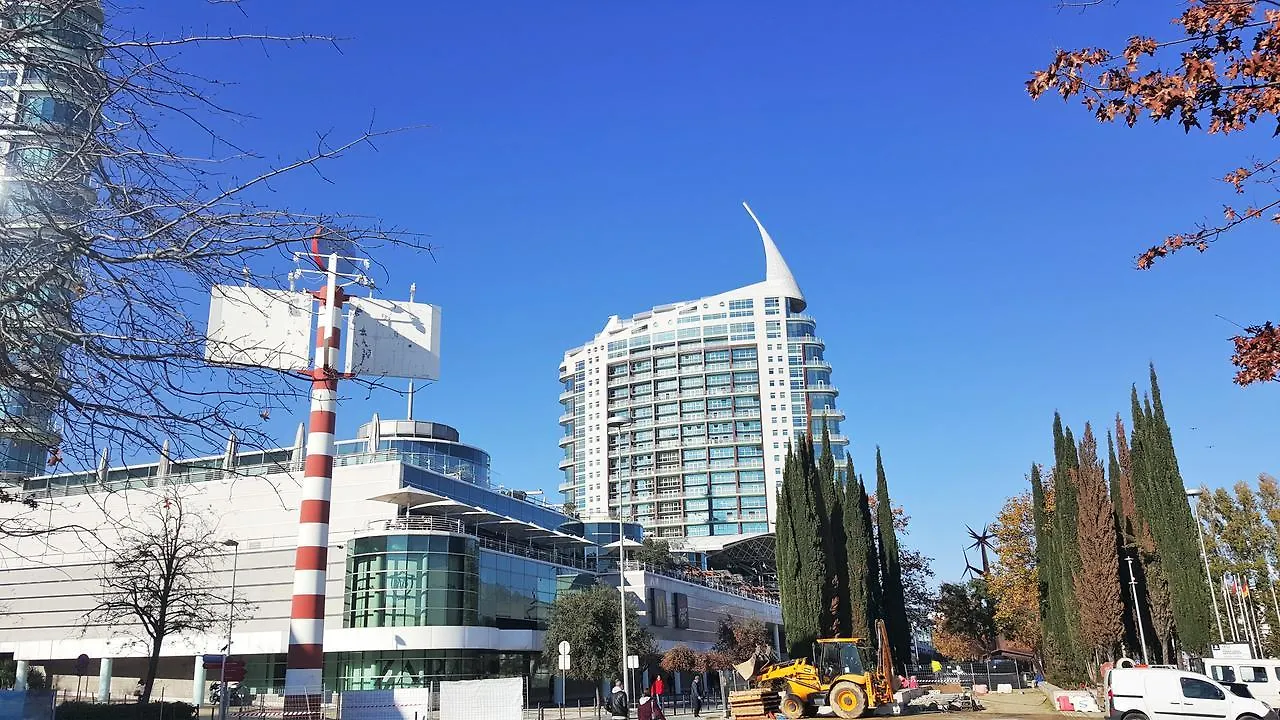 Parque Nacoes Prime Apartments 16 - 3 Quartos Лиссабон