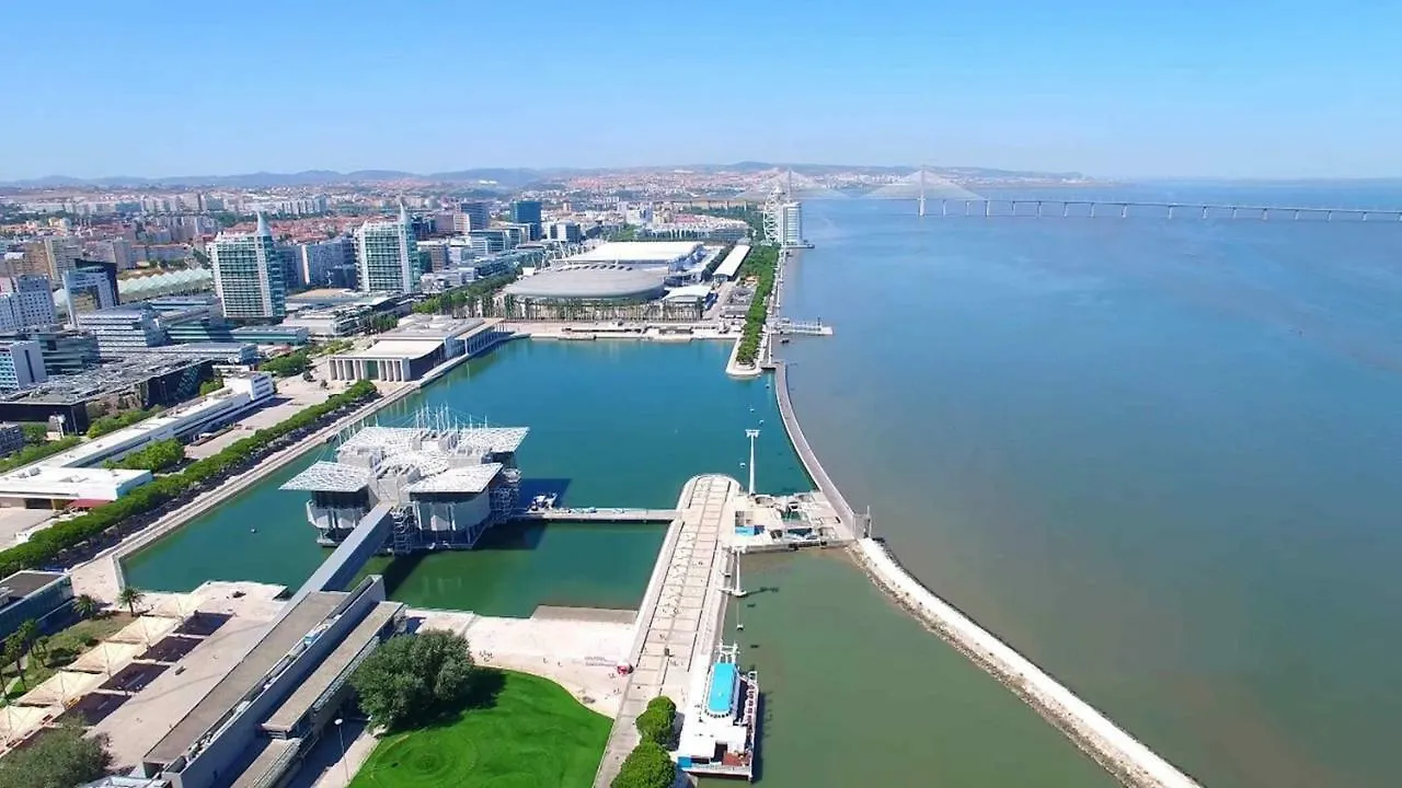 Parque Nacoes Prime Apartments 16 - 3 Quartos Лиссабон Португалия